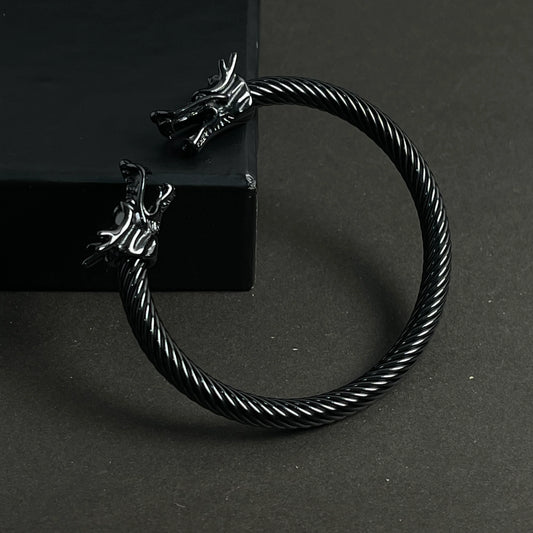 Majestic Dragon's Cuff