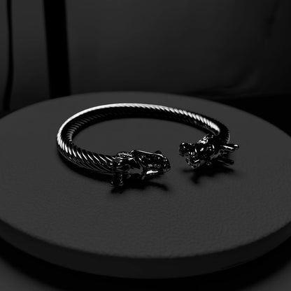 Majestic Dragon's Cuff
